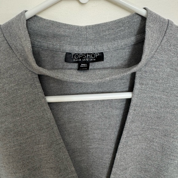 Topshop Gray Choker V-Neck Short Sleeve Twist Crop Top - Picture 3 of 9
